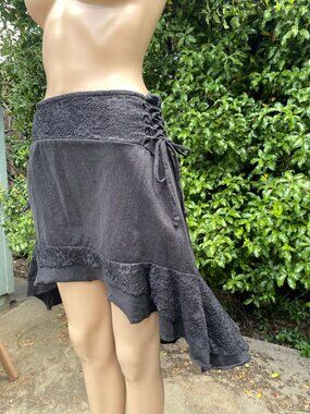 goth high-low lace overlay corset side skirt size medium